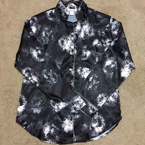 VS Black & White Floral Pajama Top